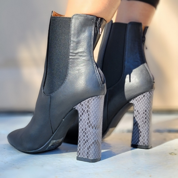 Ankle Zip Boots Pointed Toe Chunky Printed Block Heels - Picture 6 of 7